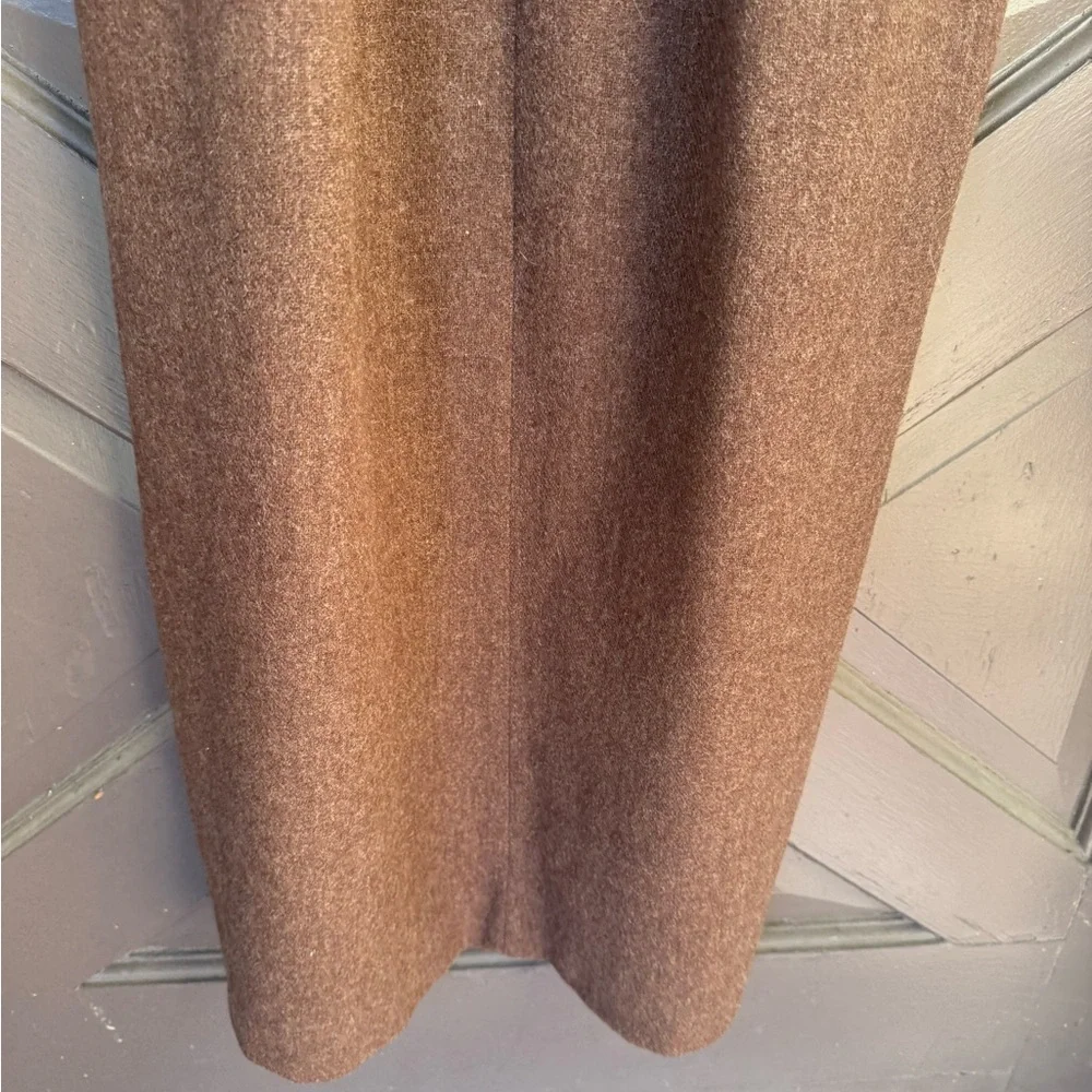 1960s Elegant Brown wool Sleeveless Dress - Picture 5 of 12